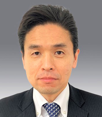 Yoshihiro Uchiyama
